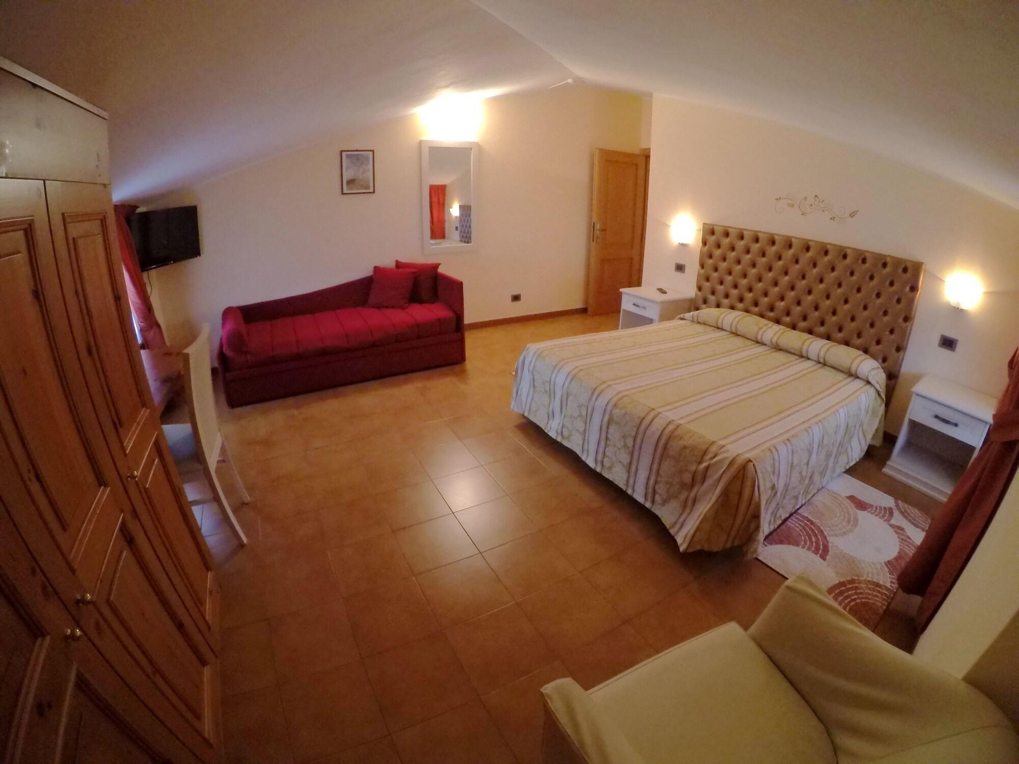 Hotel Ristorante Combolo Teglio Esterno foto