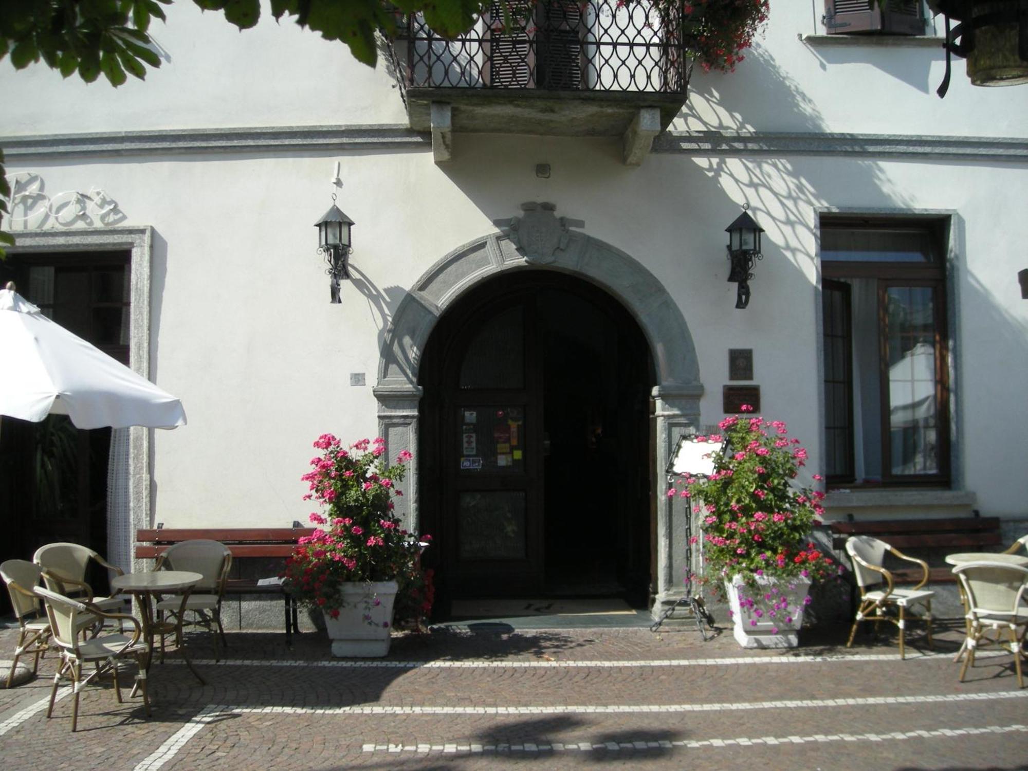 Hotel Ristorante Combolo Teglio Esterno foto
