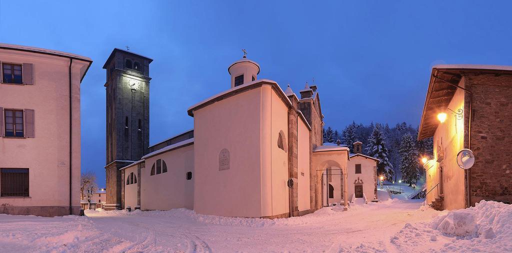 Hotel Ristorante Combolo Teglio Esterno foto