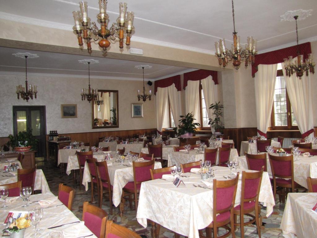 Hotel Ristorante Combolo Teglio Esterno foto