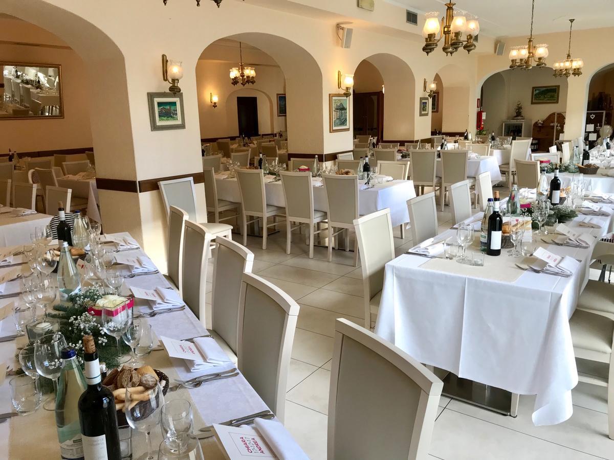 Hotel Ristorante Combolo Teglio Esterno foto