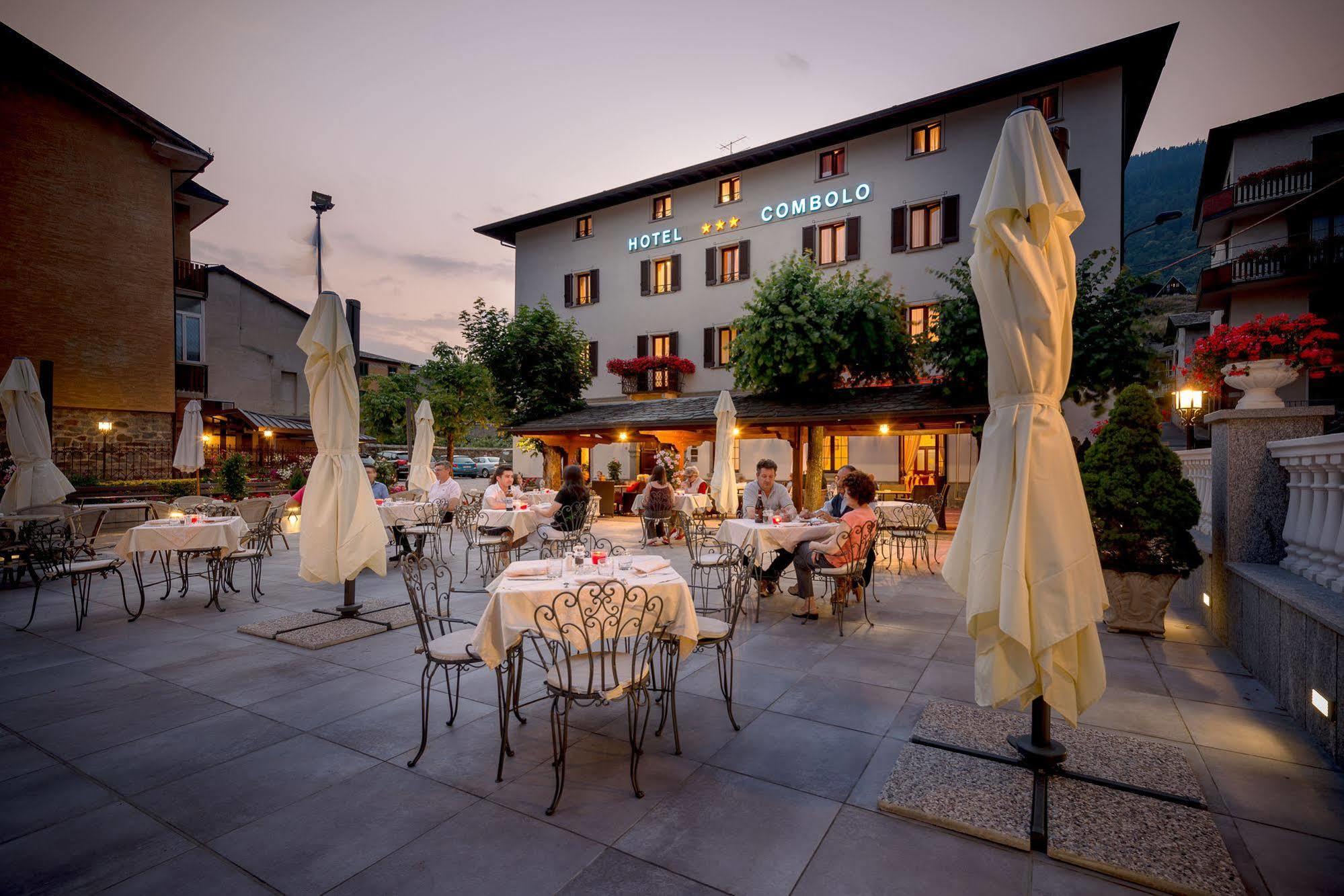Hotel Ristorante Combolo Teglio Esterno foto